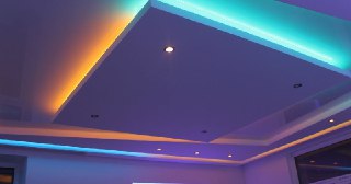 Натяжной потолок с подсветкой Кстово, цена от 2079 руб.